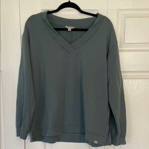 Orvis Blue V-Neck Sweatshirt